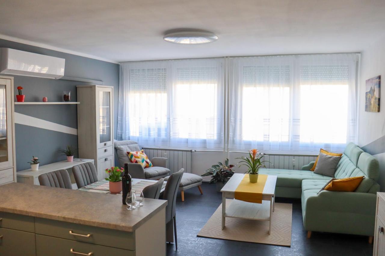 Salgótarján Krisztina Apartman 아파트 외부 사진