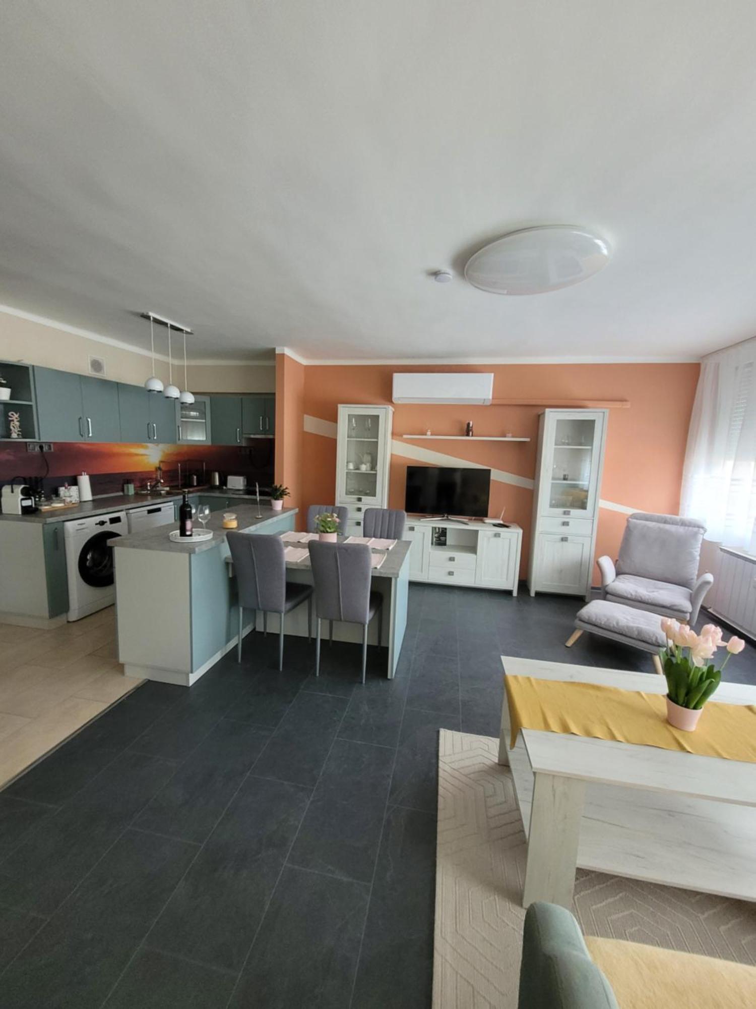 Salgótarján Krisztina Apartman 아파트 외부 사진