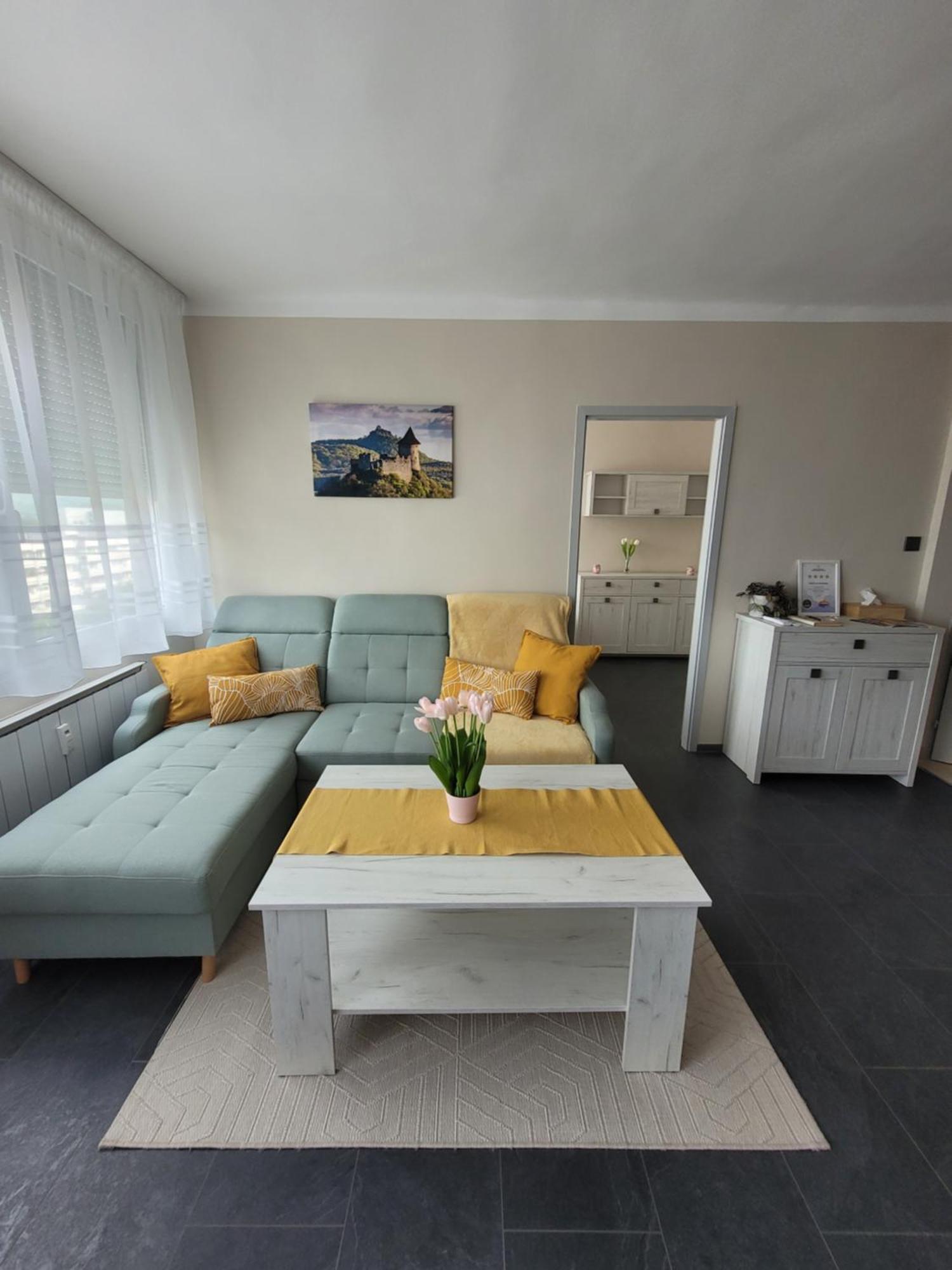 Salgótarján Krisztina Apartman 아파트 외부 사진